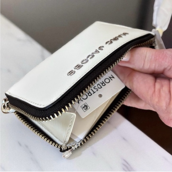 MARC JACOBS Small Zip Card Wallet in Cotton (NWT) - Picture 4 of 6